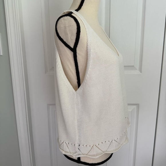 Wallflower White knit Crop Tank Top plus size 1x 100% polyester - Picture 4 of 10